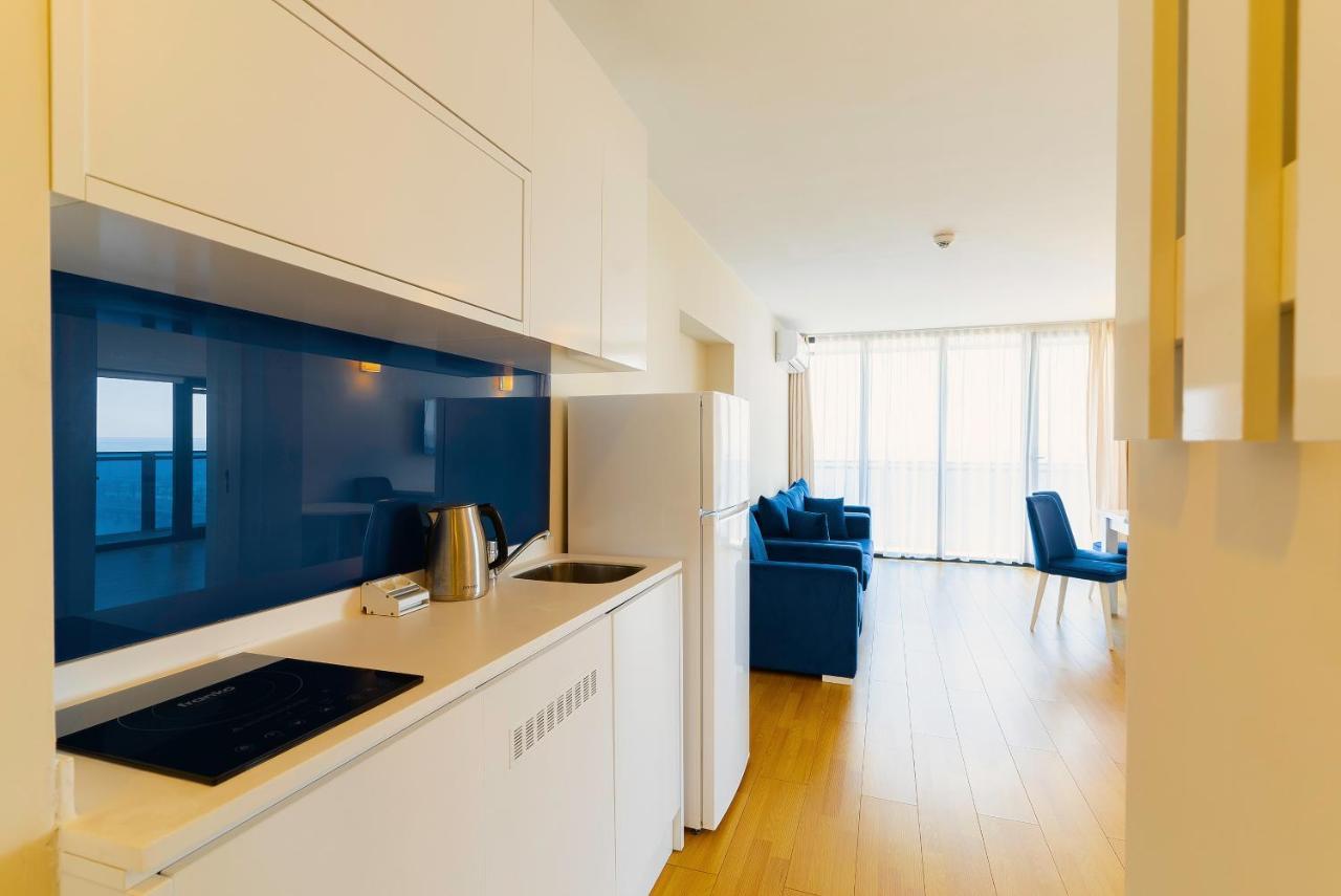 Manco Apartments Batoumi Extérieur photo