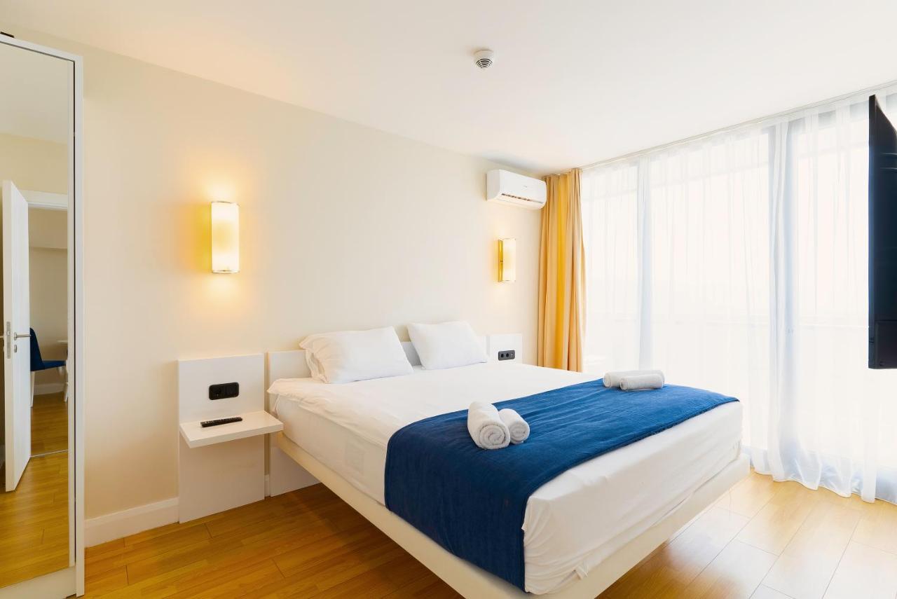 Manco Apartments Batoumi Extérieur photo